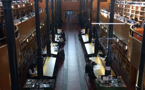 BIBLIOTECA RICARDO MAGDALENA: INSTALACIÓN DE LINÓLEO