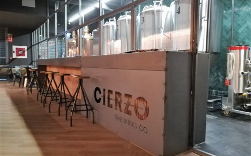 CIERZO BREWPUB: un pavimento moderno, estético y muy funcional 